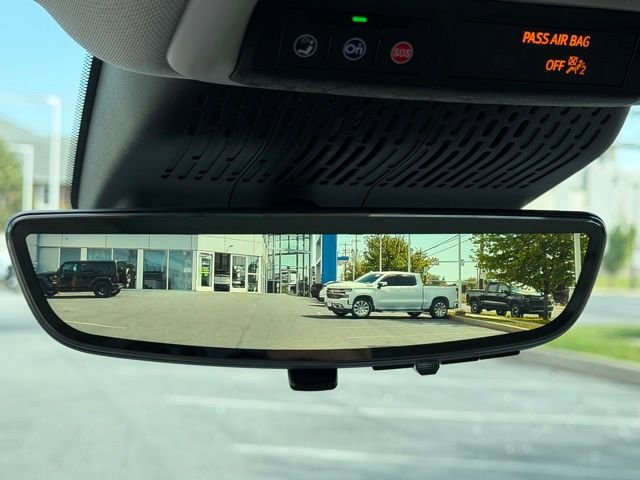 New 2027 Chevrolet Bolt RS w/ Technology Package FWD image 6