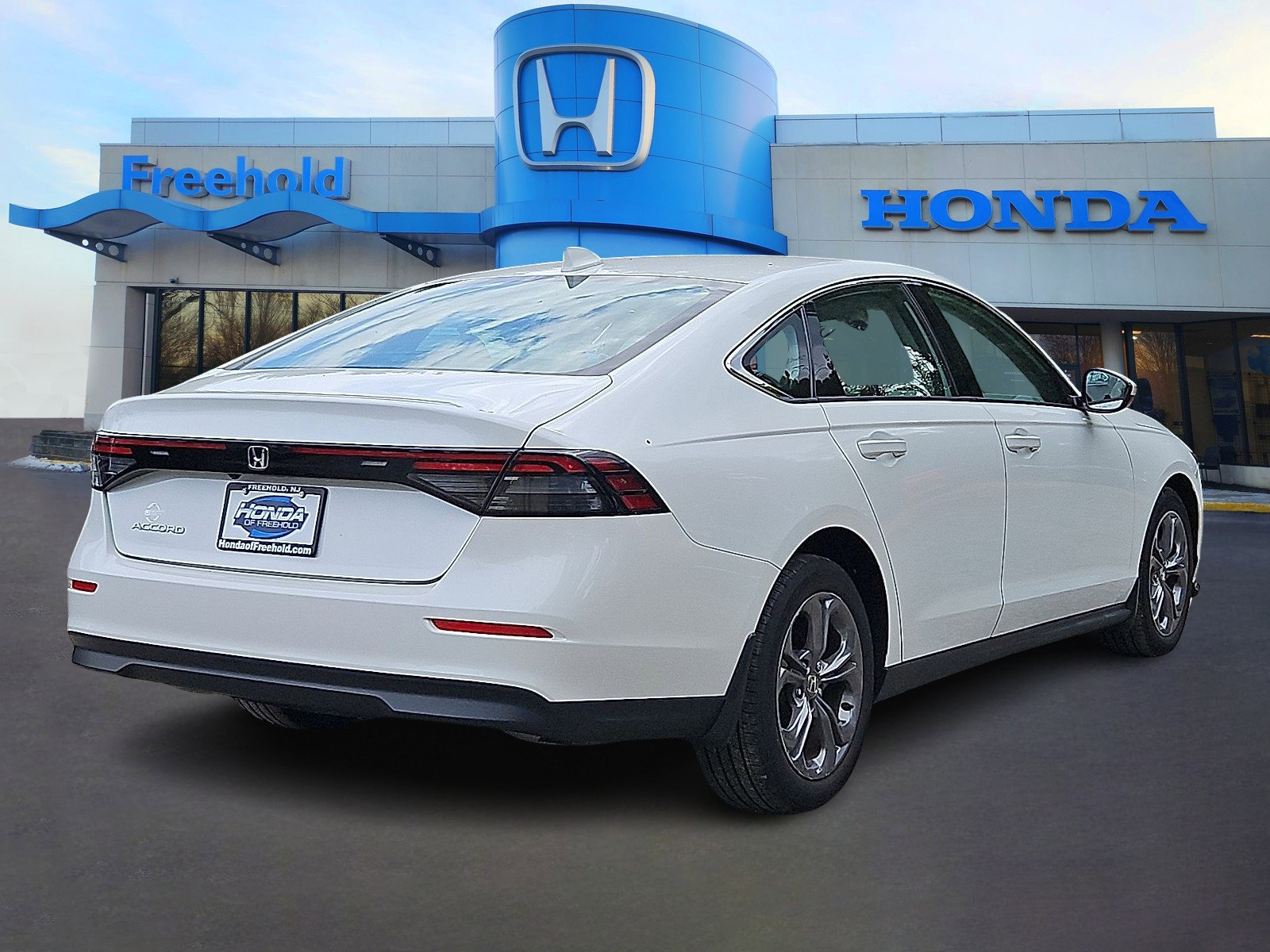 Used 2024 Honda Accord EX image 7