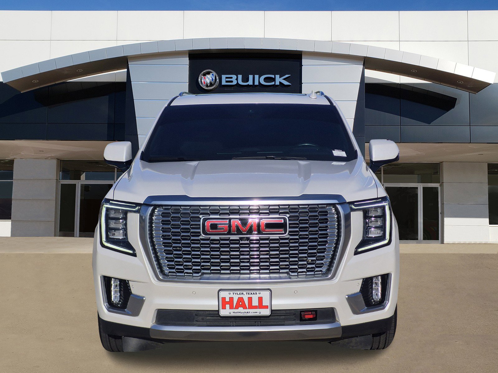 Certified 2024 GMC Yukon Denali w/ Denali Reserve Package image 2