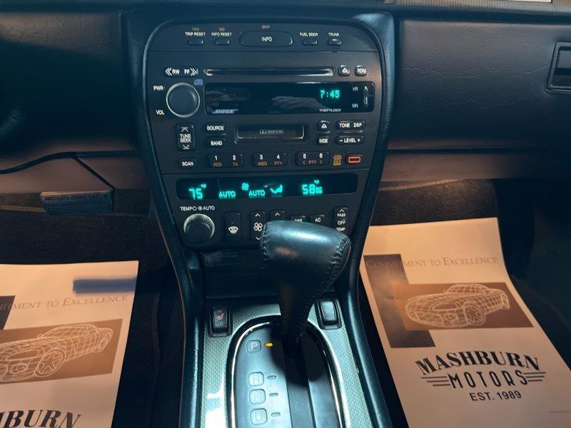 Used 2002 Cadillac Eldorado Collector's Edition image 30