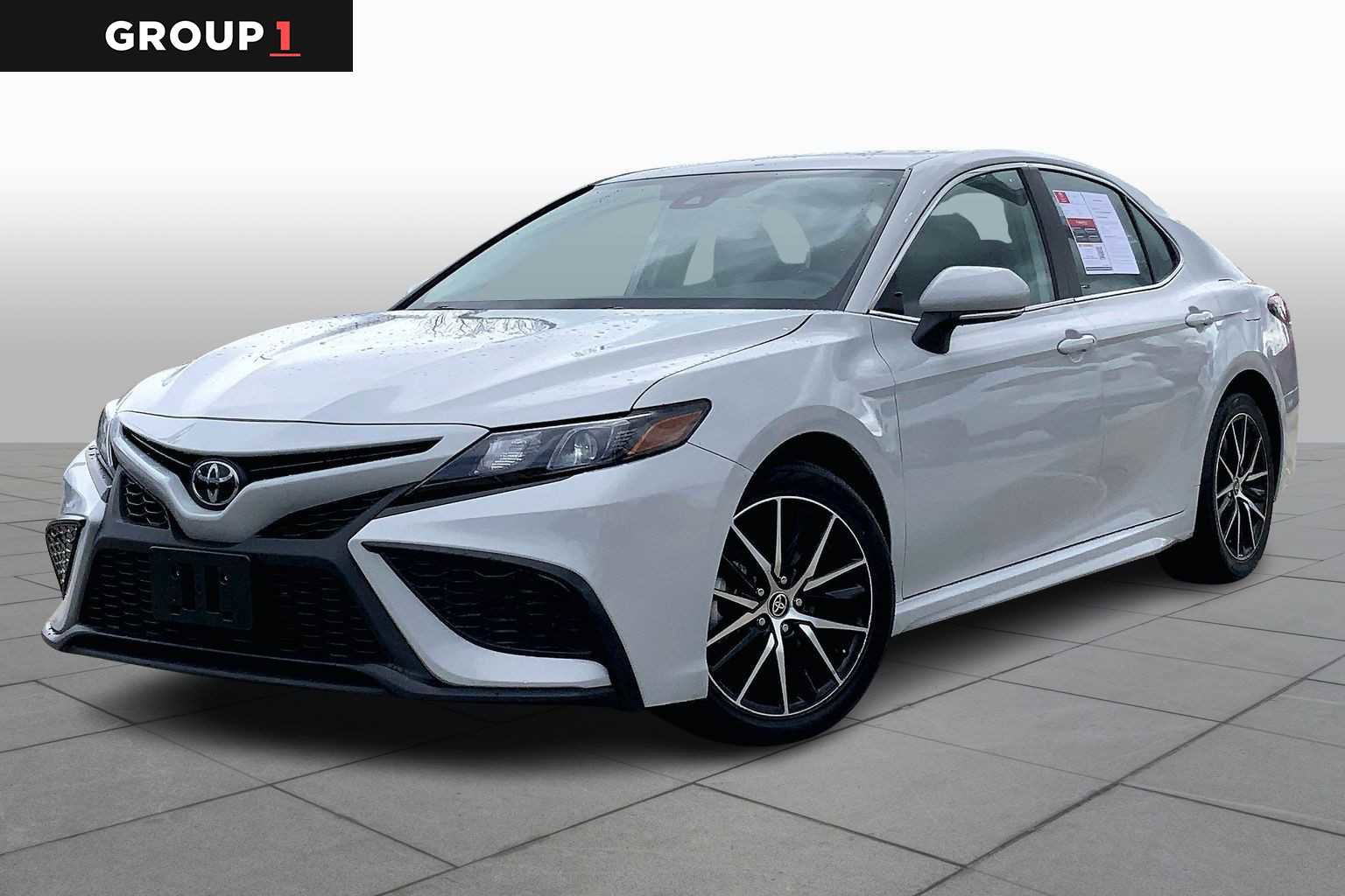 Used 2024 Toyota Camry SE