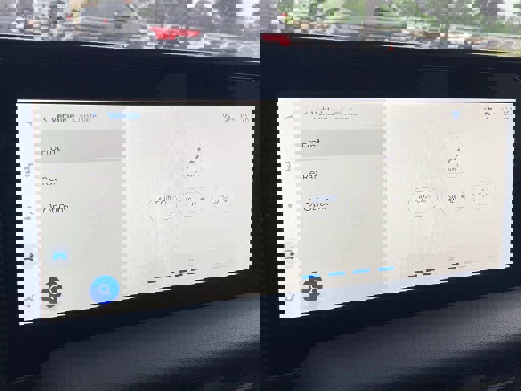 Used 2025 Toyota Land Cruiser w/ Premium Package image 25