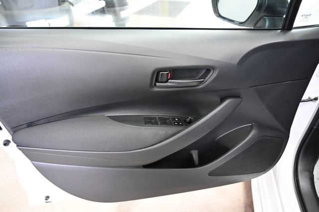 Used 2023 Toyota Corolla LE image 25