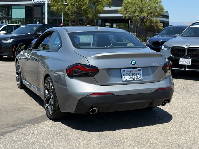 Used 2025 BMW 230i Coupe w/ Convenience Package RWD image 11