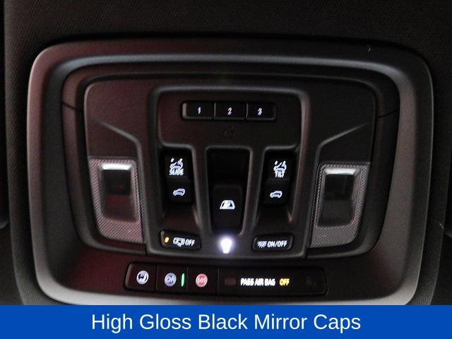 Used 2024 Chevrolet Silverado 1500 ZR2 w/ Technology Package image 43