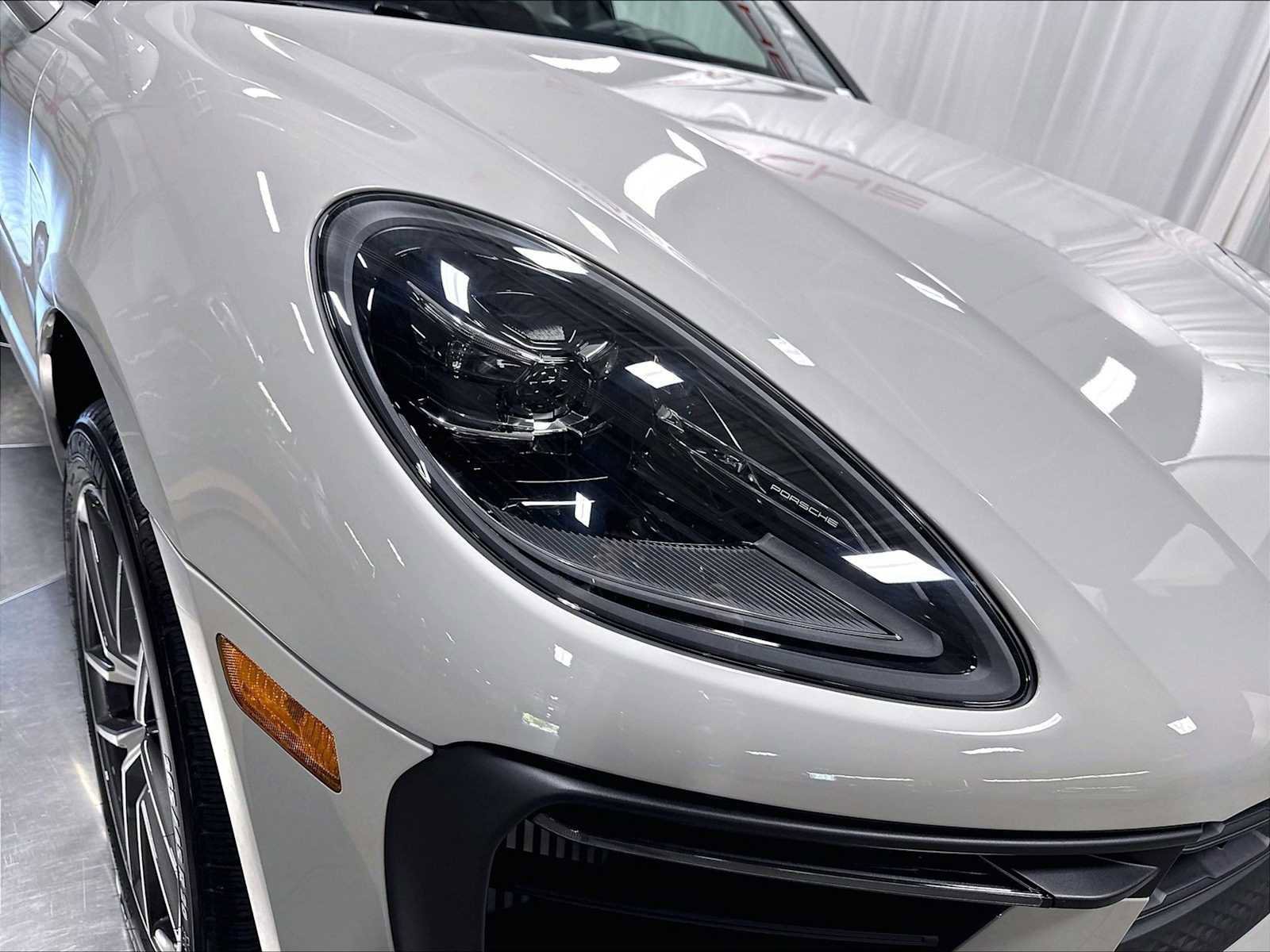 New 2026 Porsche Macan S AWD/4WD image 12