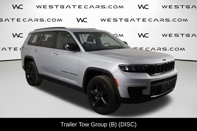 Used 2023 Jeep Grand Cherokee L Laredo image 4