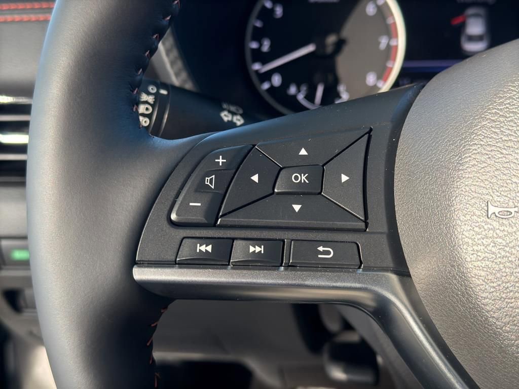 New 2025 Nissan Sentra SR image 19