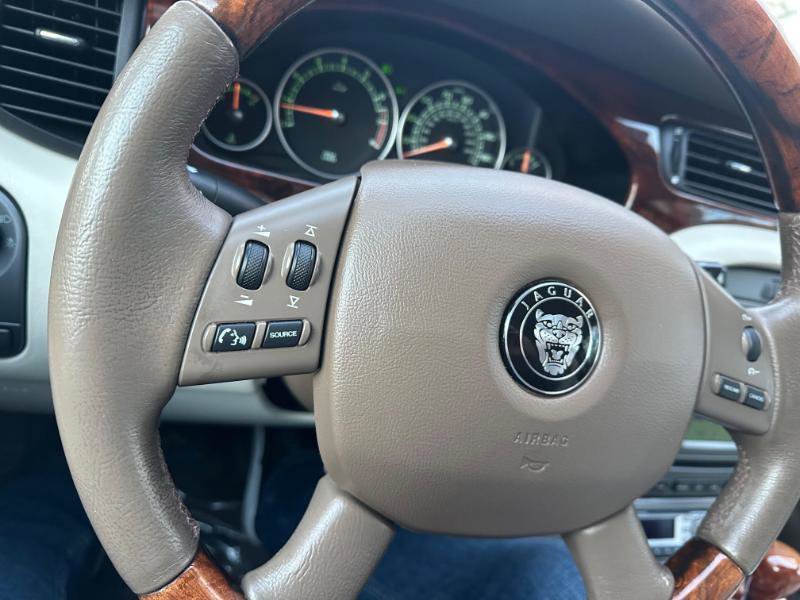 Used 2007 Jaguar X-TYPE 3.0 image 21