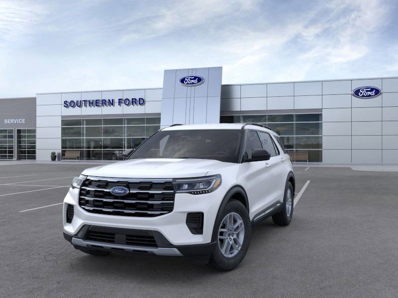 New 2025 Ford Explorer Active image 2
