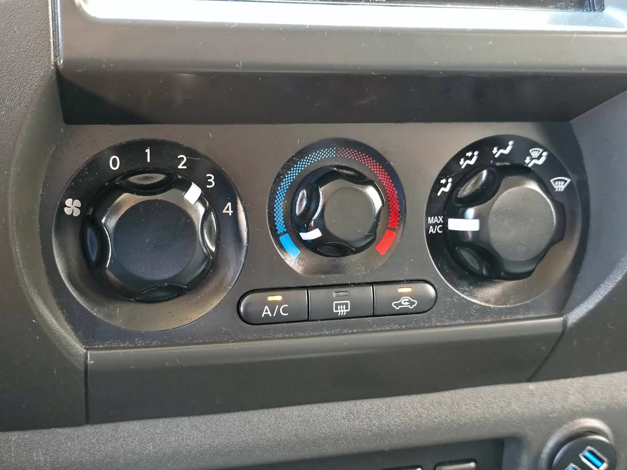 Used 2007 Nissan Xterra S w/ Side & Curtain Airbag Pkg RWD image 23