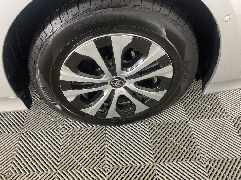 Certified 2022 Toyota Prius Prime Limited FWD image 10