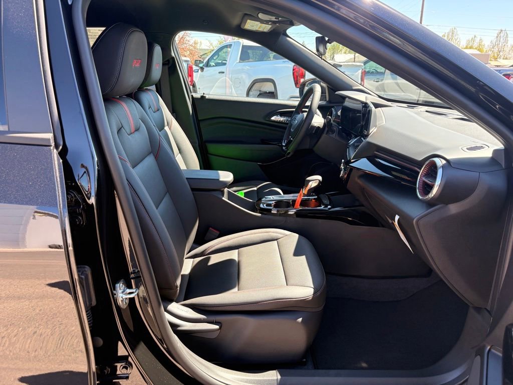 New 2026 Chevrolet Trax RS FWD image 9