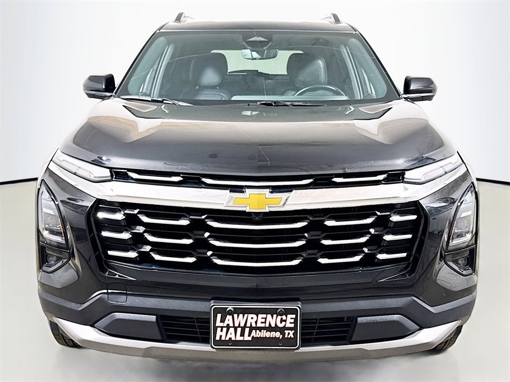 Used 2025 Chevrolet Equinox LT w/ Convenience Package II image 2