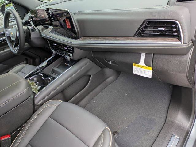 New 2026 Chevrolet Tahoe Premier w/ Sun And Tow Package AWD/4WD image 34