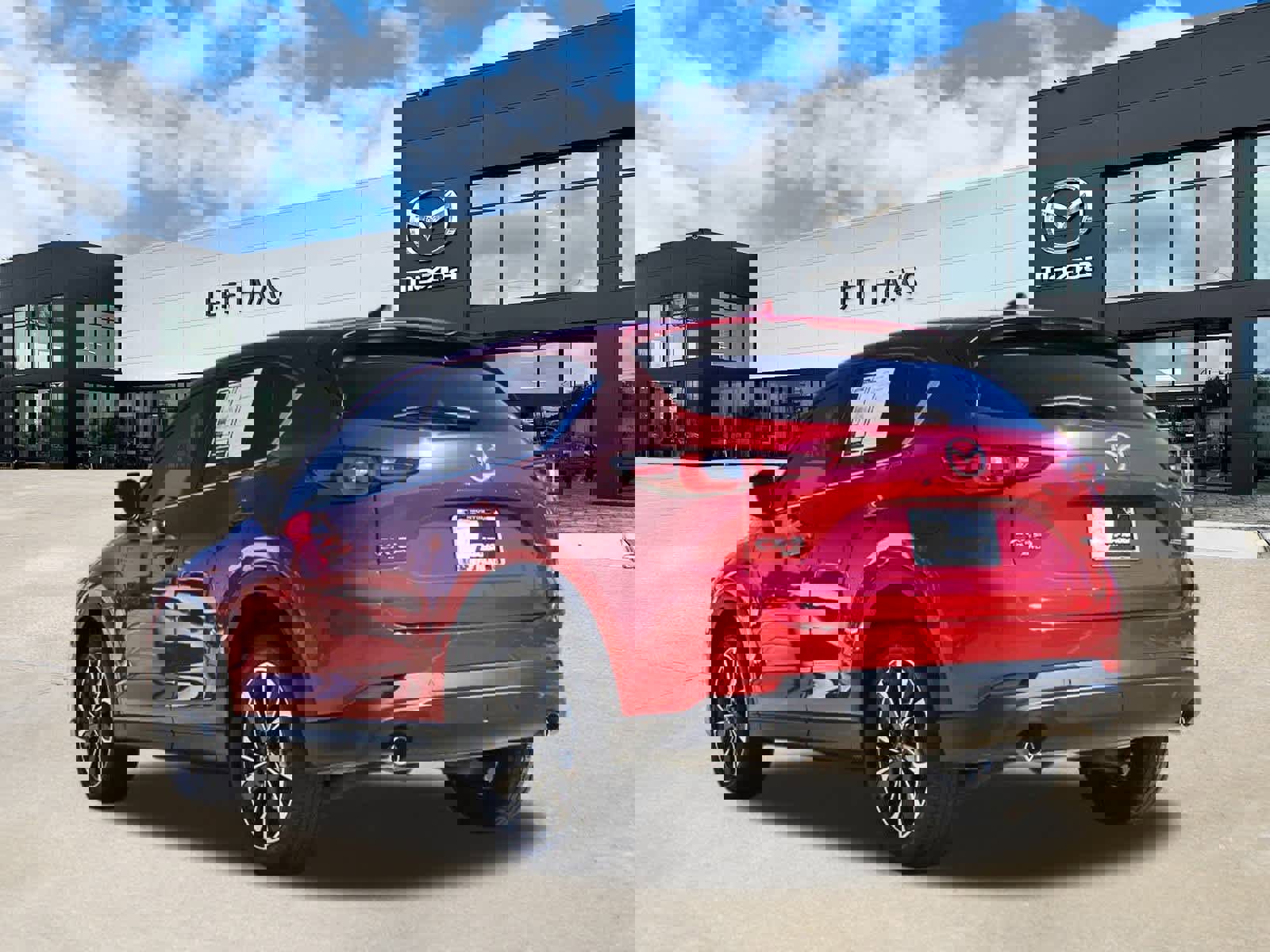 Used 2023 MAZDA CX-5 AWD 2.5 S w/ Premium Package image 2