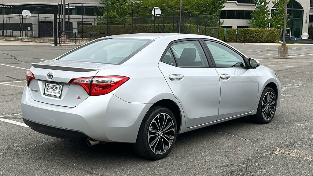 Used 2015 Toyota Corolla S FWD image 2