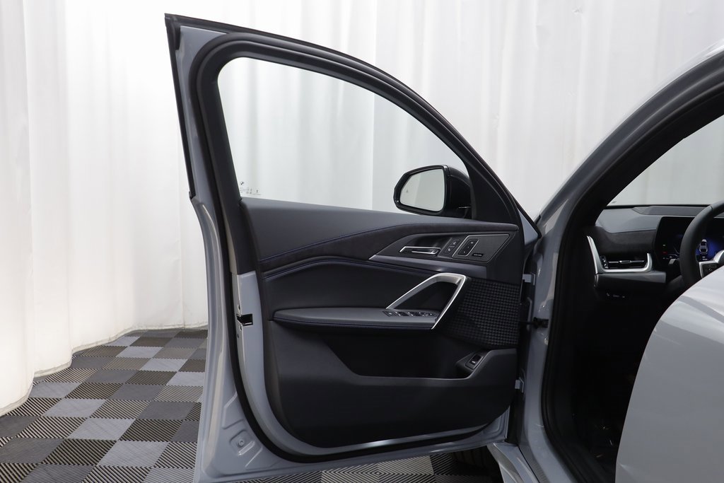 New 2026 BMW X2 xDrive28i w/ Technology Package image 4