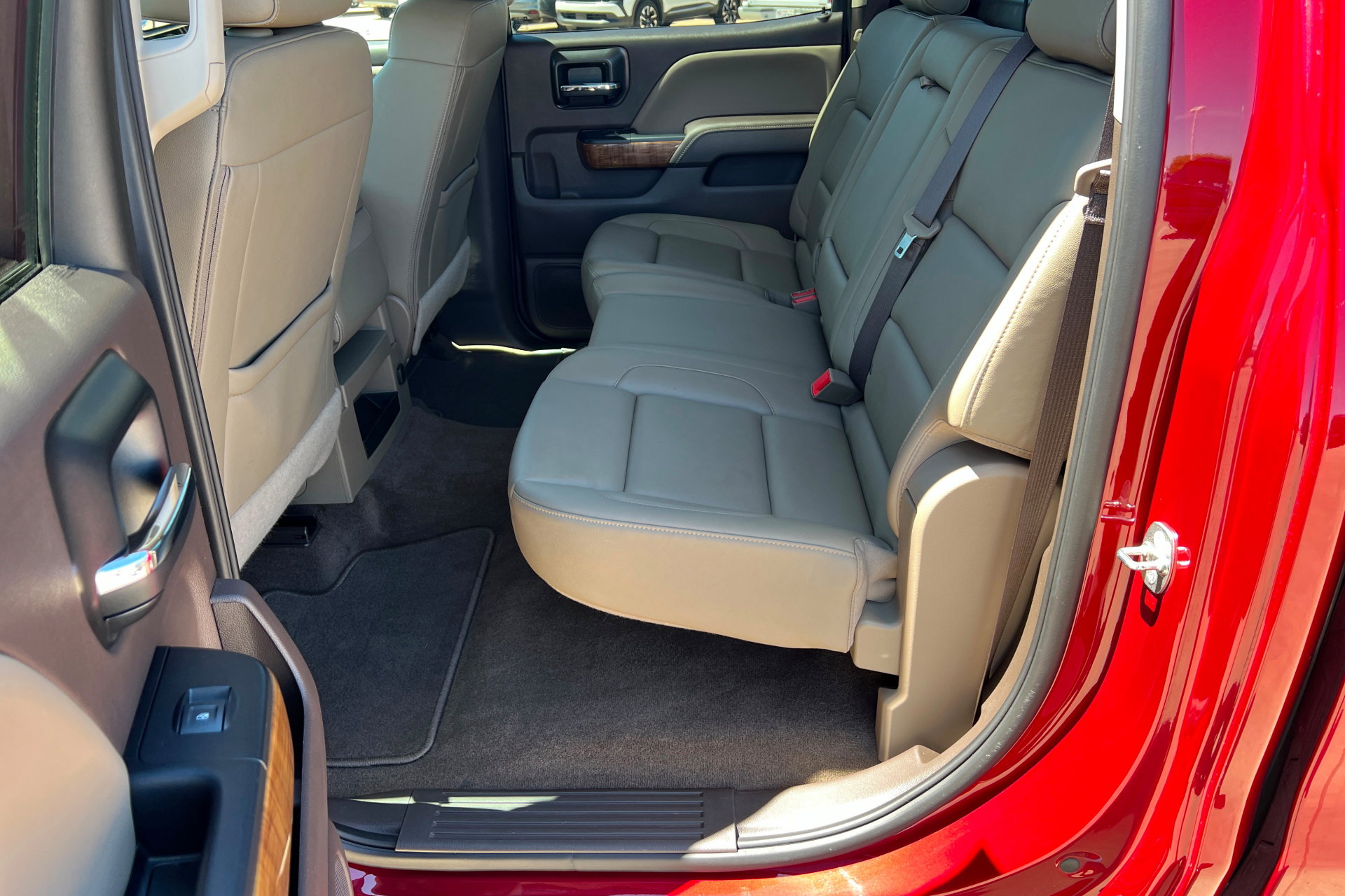 Used 2018 GMC Sierra 1500 SLT w/ SLT Premium Package AWD/4WD image 22