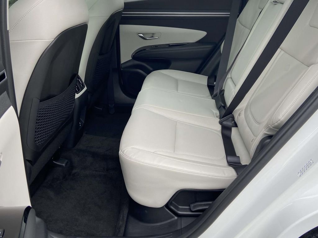 Used 2022 Hyundai Tucson Limited AWD/4WD image 12