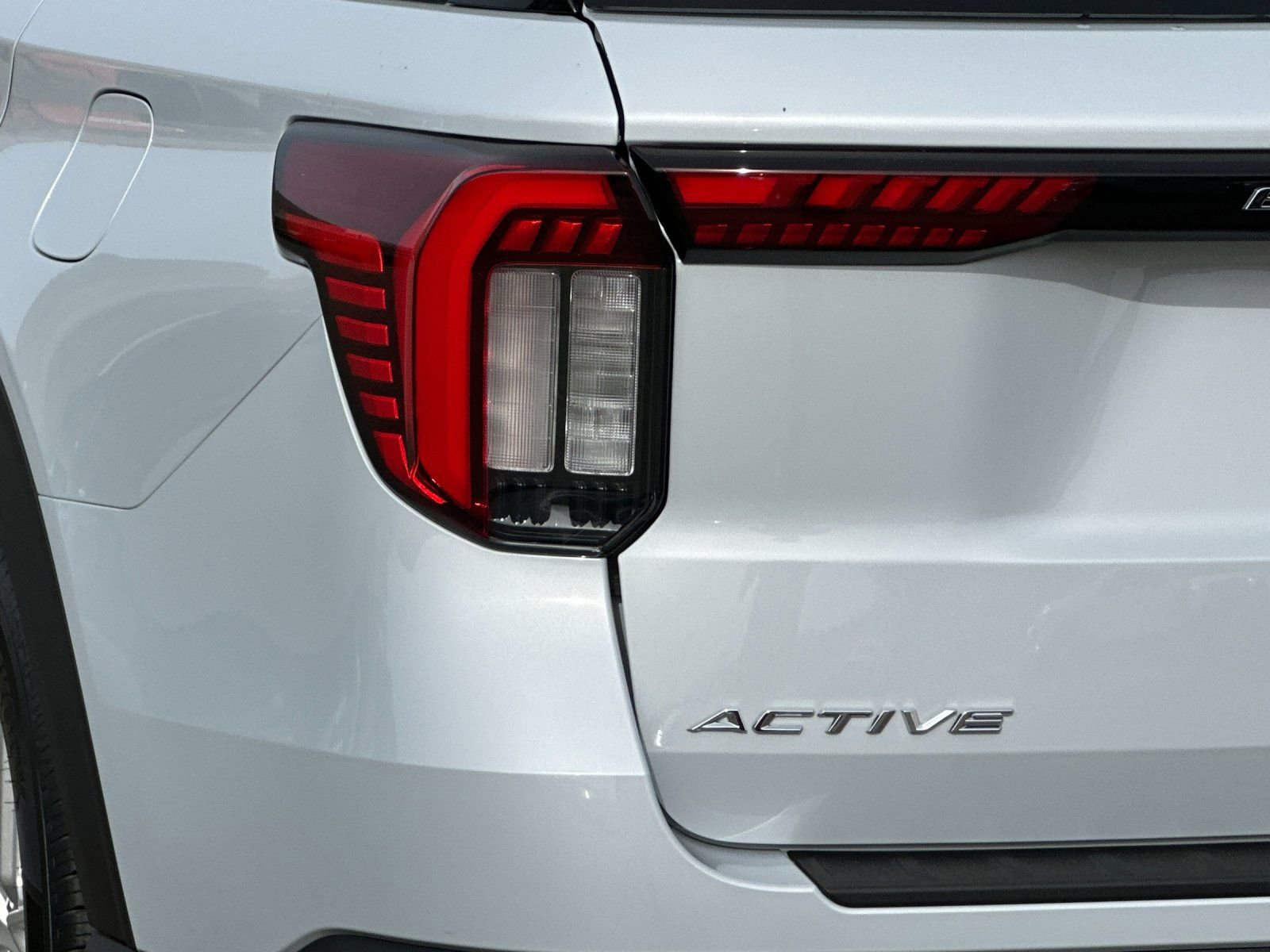 New 2026 Ford Explorer Active image 34