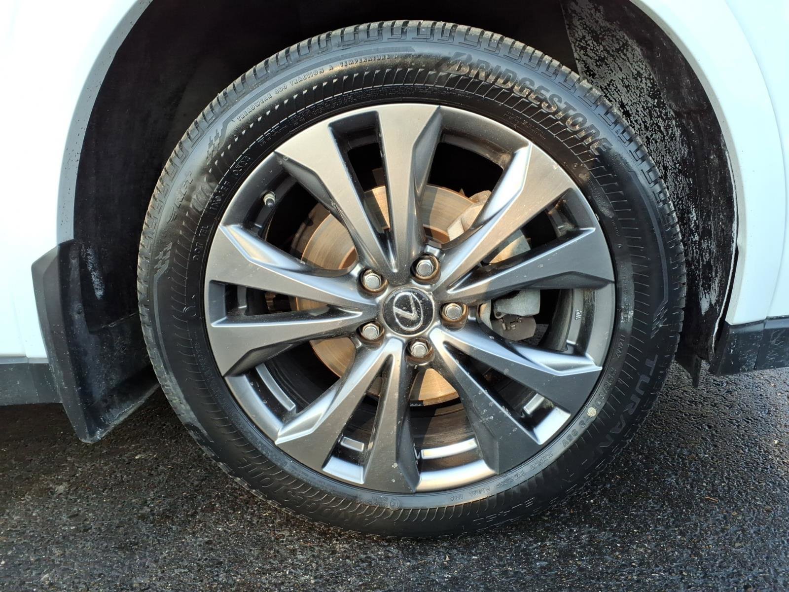 Used 2023 Lexus UX 250h F Sport image 9