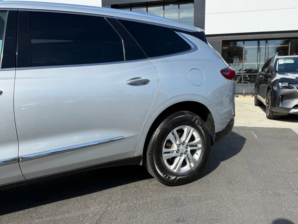 Used 2019 Buick Enclave Essence FWD image 7