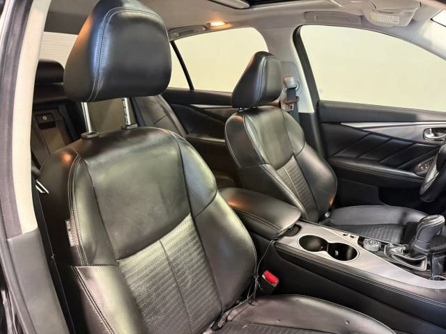 Used 2018 INFINITI Q50 Sport AWD/4WD image 17