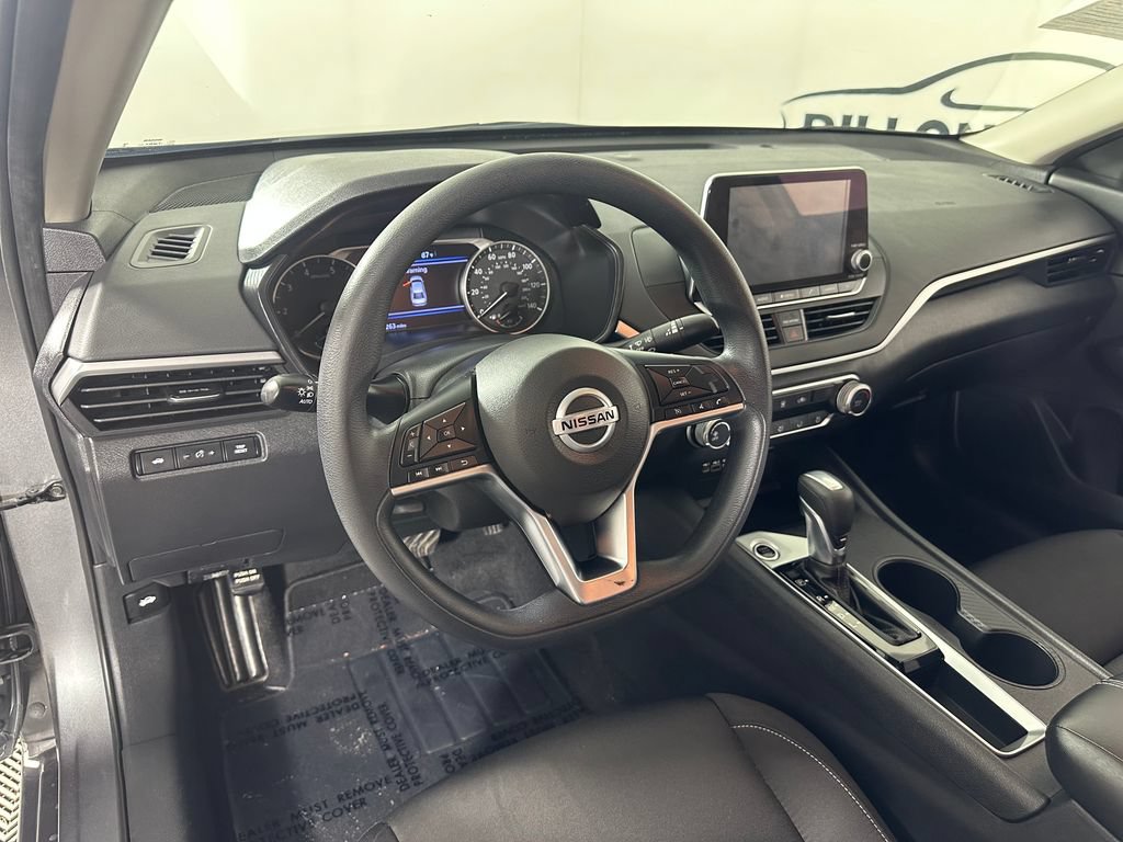 Used 2020 Nissan Altima 2.5 S FWD image 16