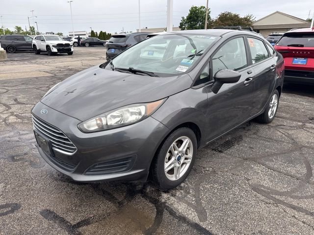 Used 2019 Ford Fiesta SE FWD image 2