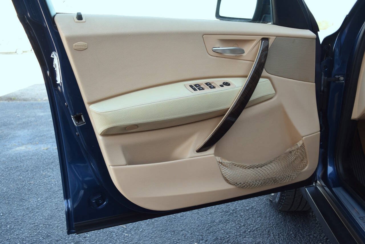 Used 2006 BMW X3 3.0i AWD/4WD image 32