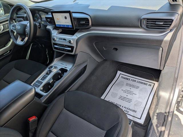 Used 2023 Ford Explorer XLT image 22