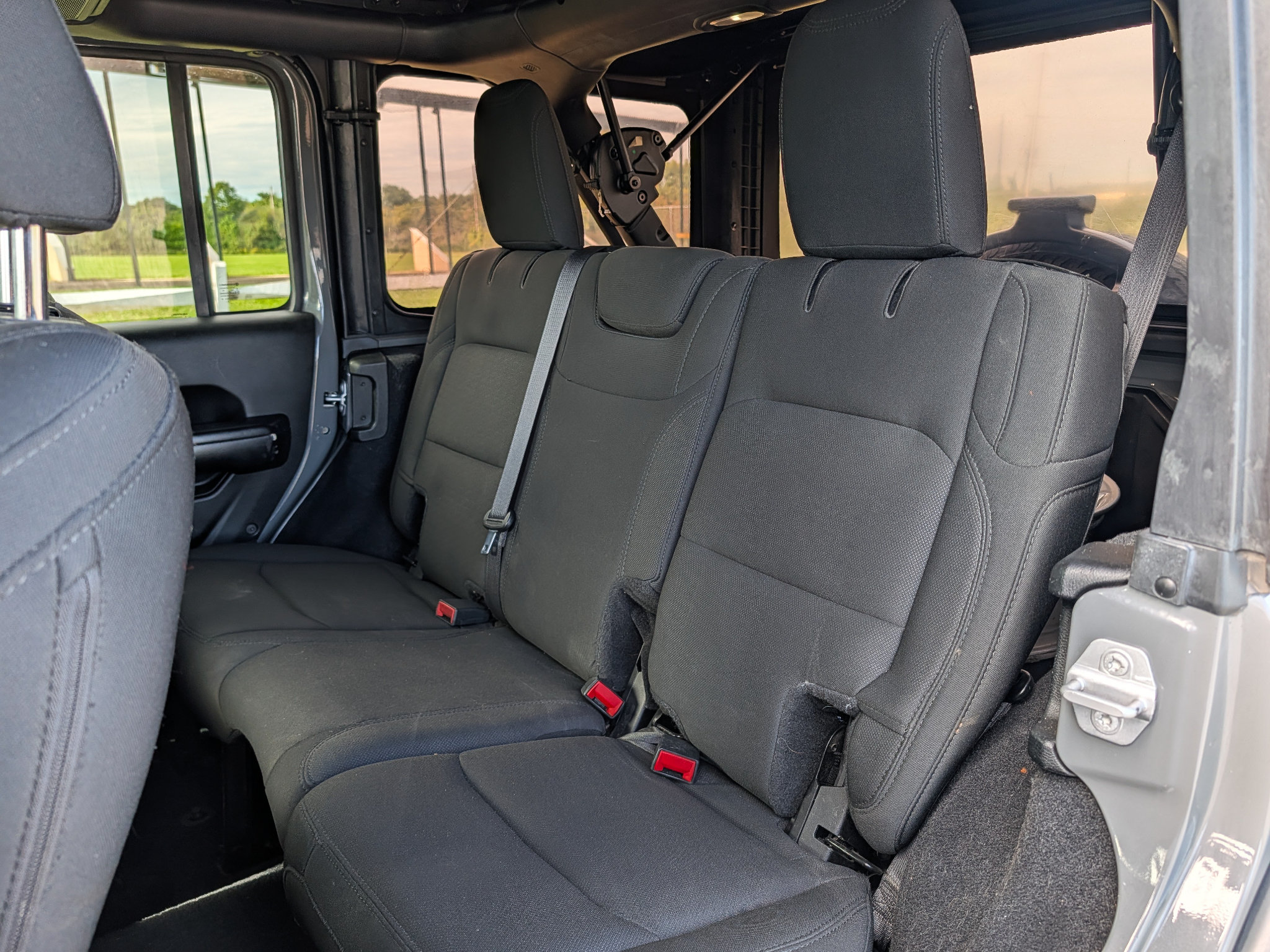 Used 2019 Jeep Wrangler Unlimited Sport S AWD/4WD image 20