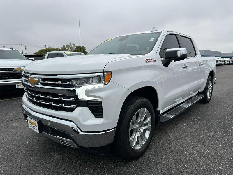 Certified 2024 Chevrolet Silverado 1500 LTZ w/ LTZ Premium Package image 8