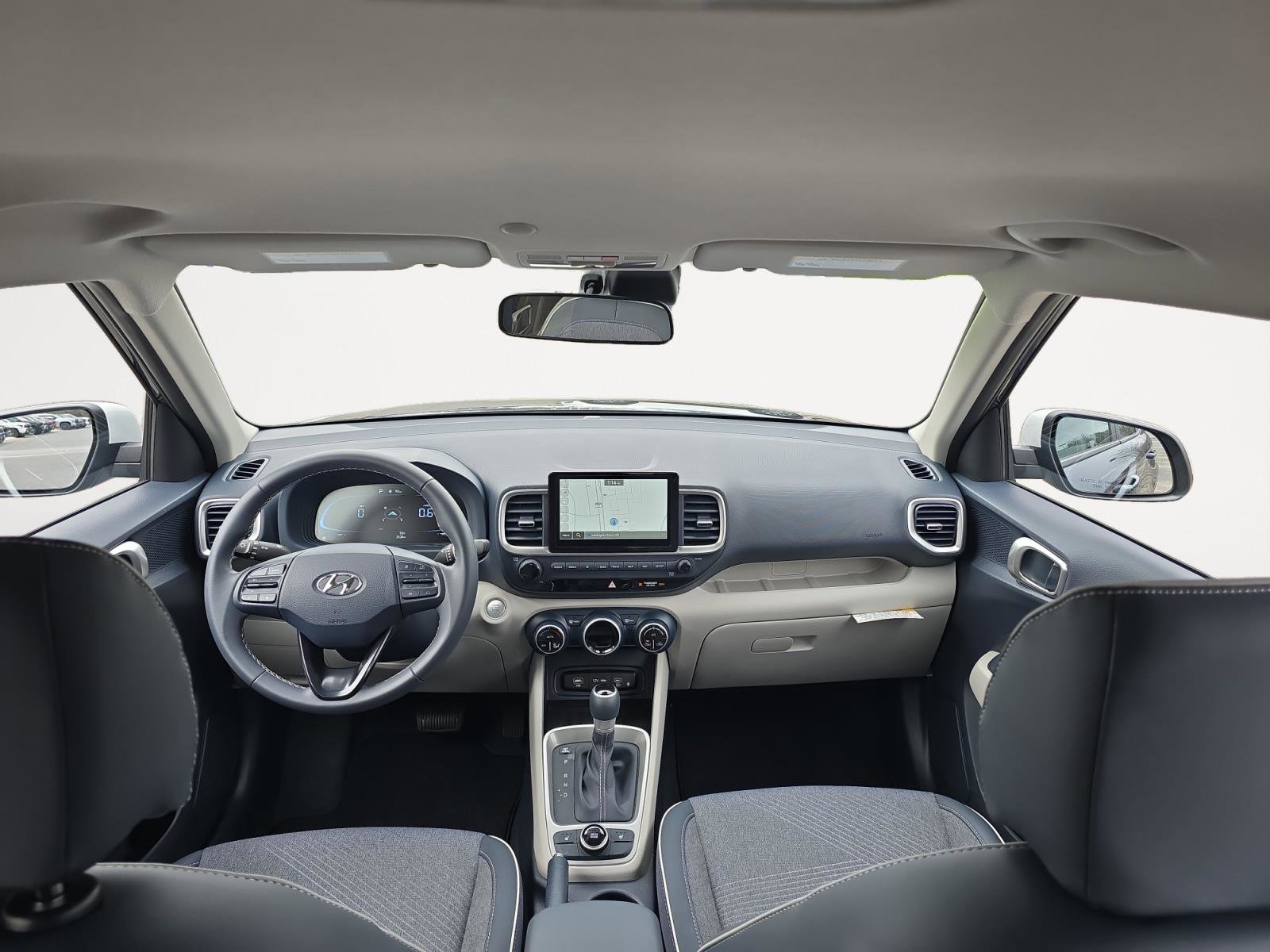 Certified 2025 Hyundai Venue Limited image 15