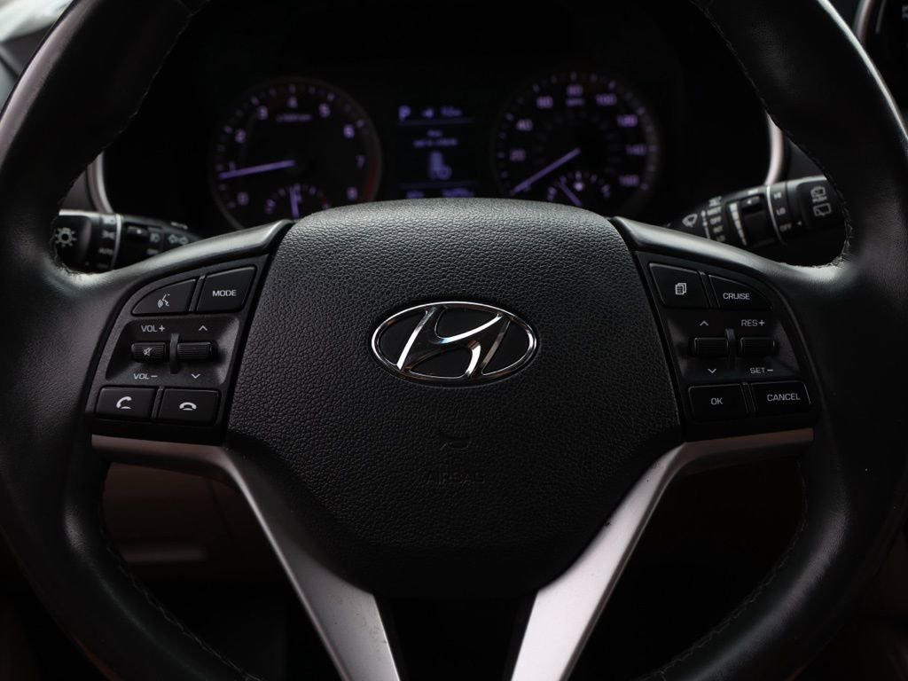 Used 2021 Hyundai Tucson Limited image 25