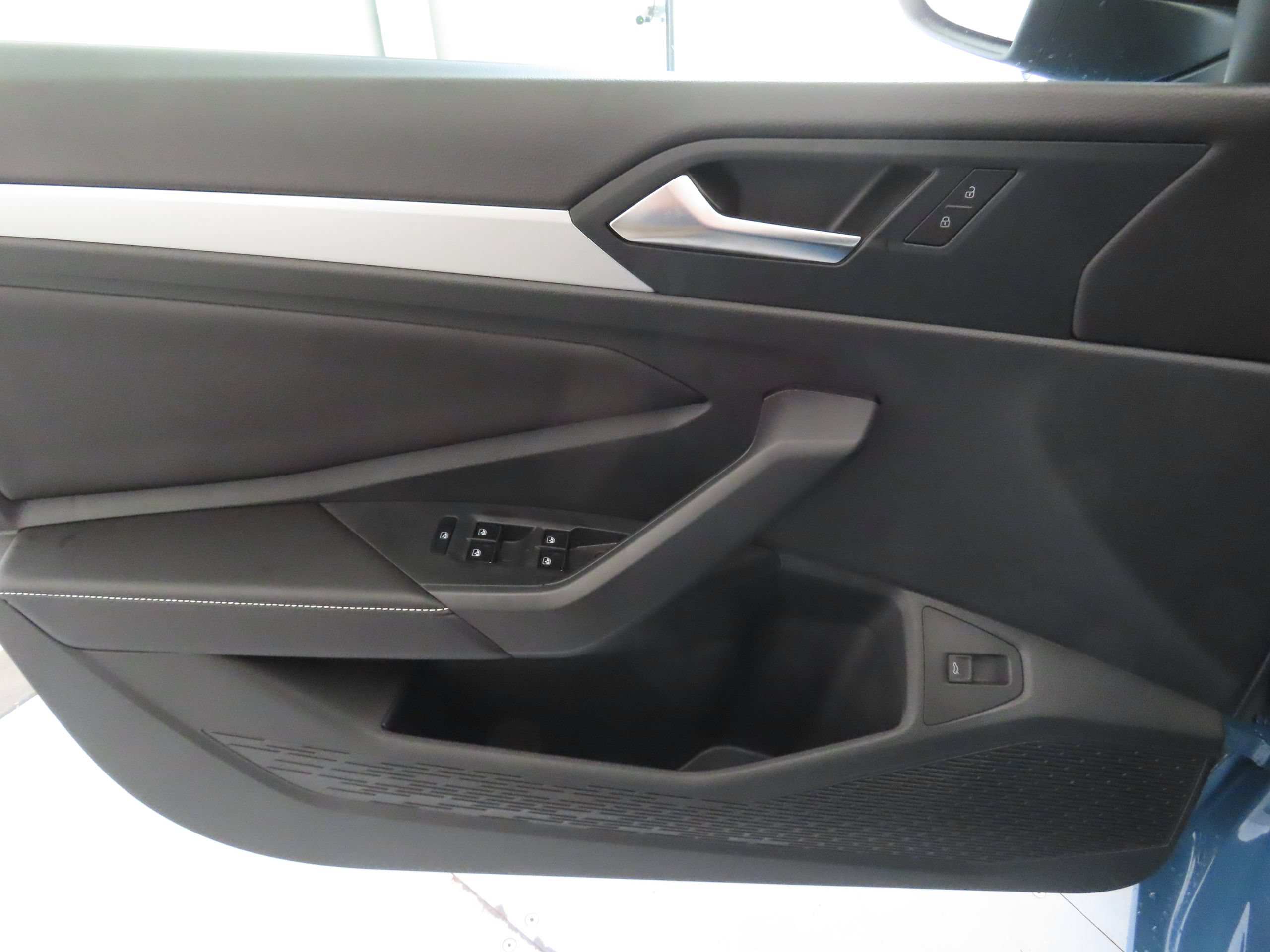 New 2026 Volkswagen Jetta Sport FWD image 10