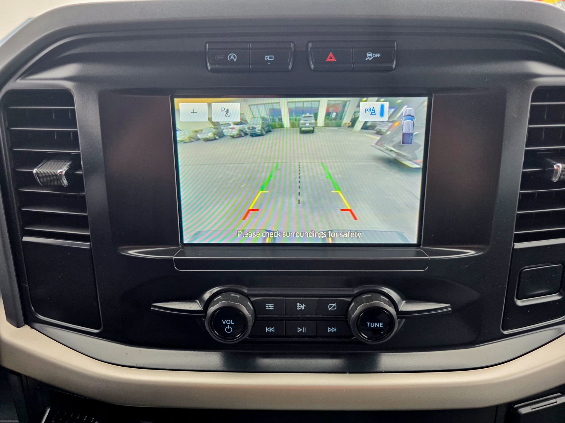 Used 2021 Ford F150 XLT w/ XTR Package image 27