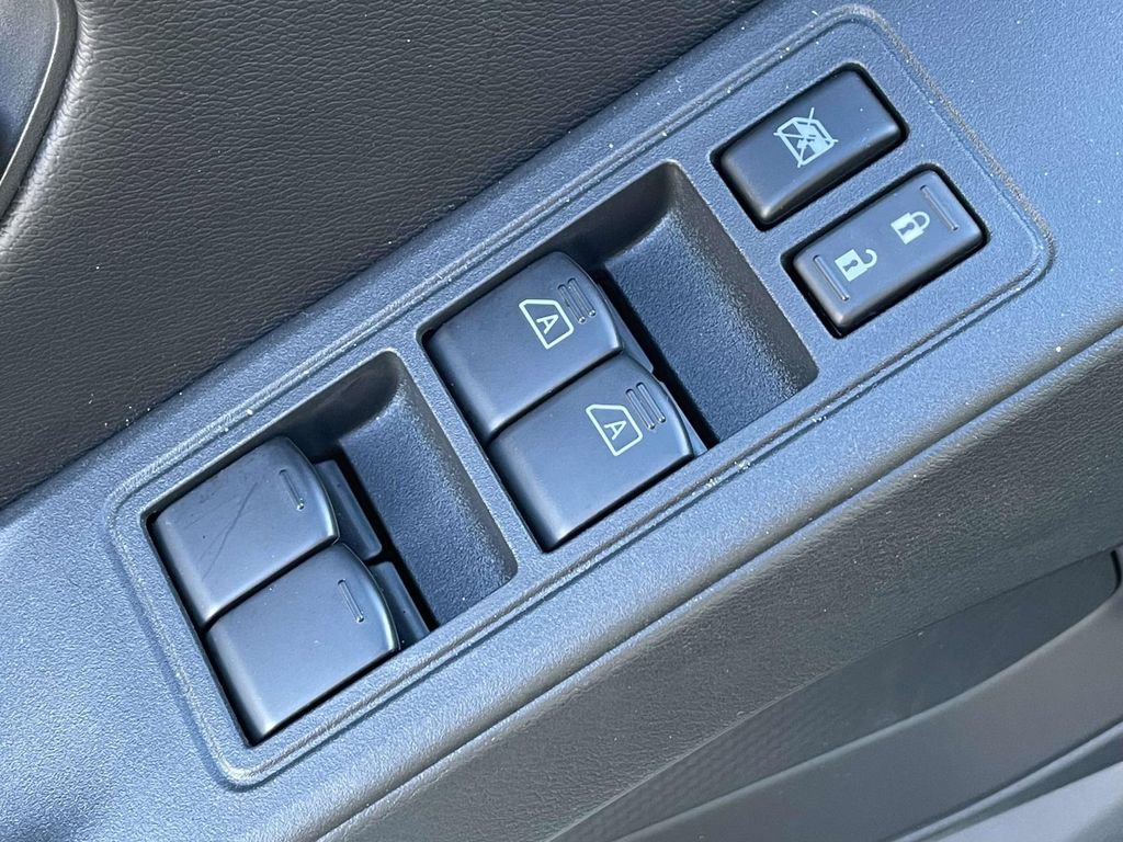 Used 2026 Nissan Frontier S w/ S Utility Package image 15