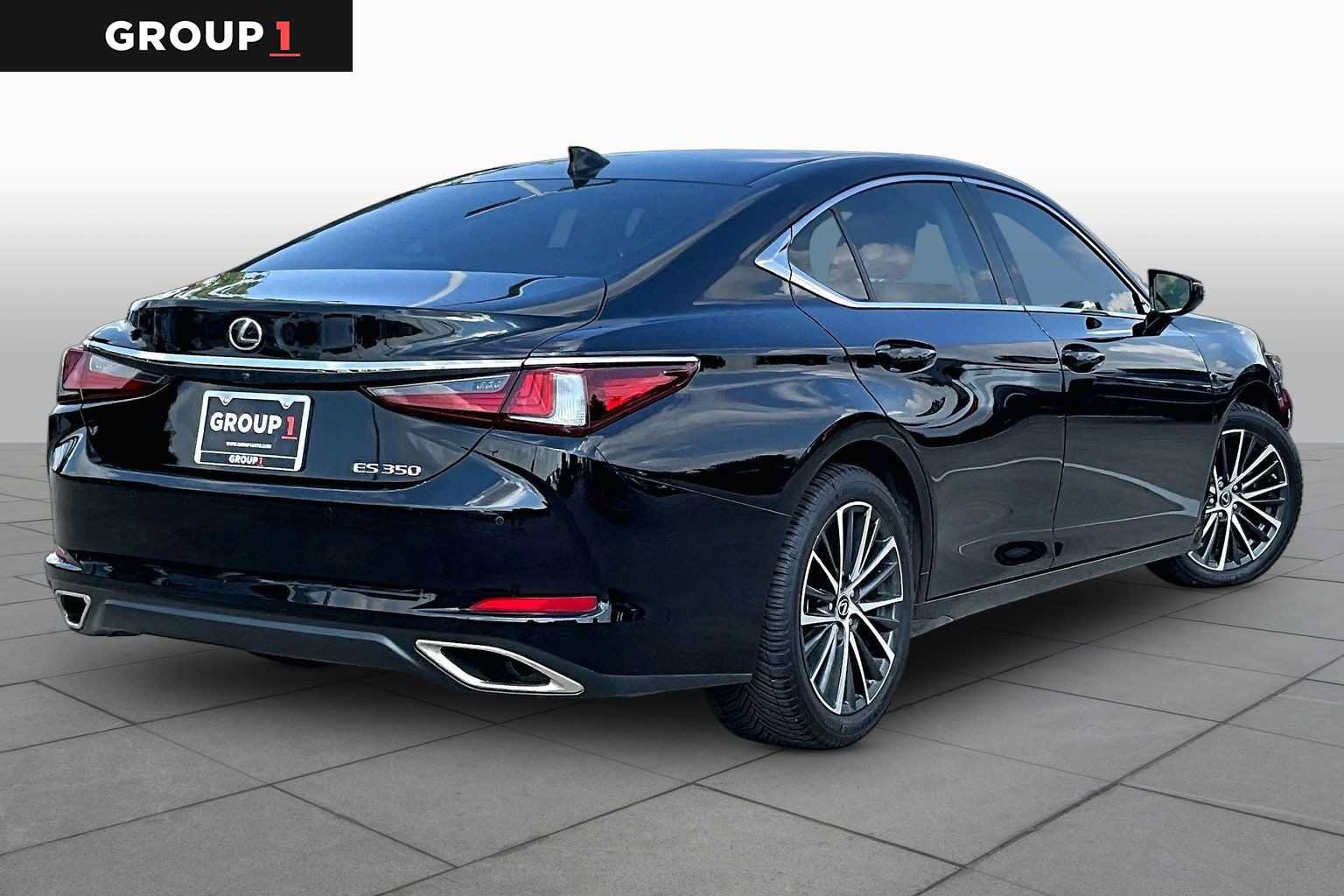 Certified 2024 Lexus ES 350 w/ Premium Package FWD image 11