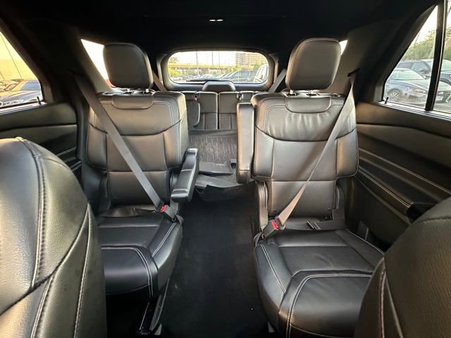 Used 2023 Ford Explorer ST w/ Technology Package image 11