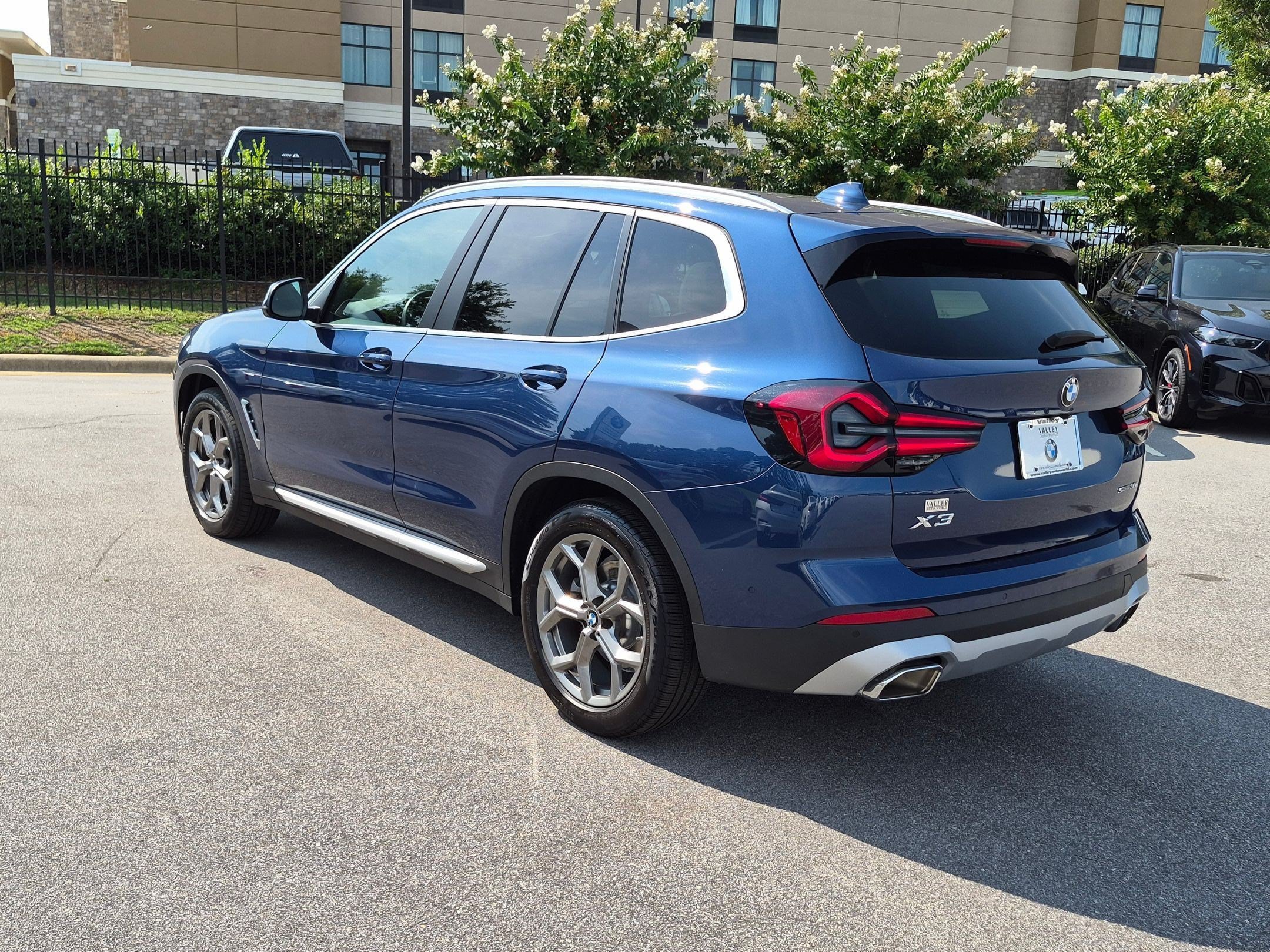 Certified 2023 BMW X3 sDrive30i w/ Premium Package RWD image 5