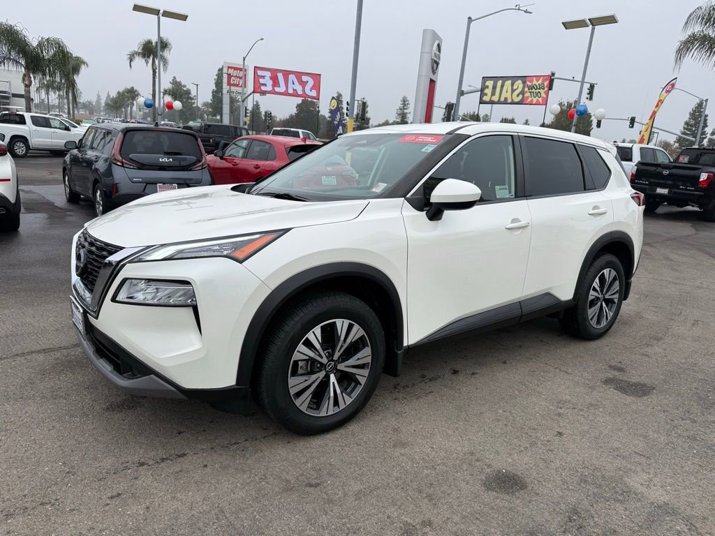 Certified 2023 Nissan Rogue SV image 3