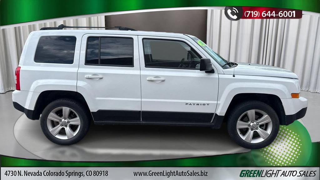Used 2015 Jeep Patriot Latitude AWD/4WD image 6