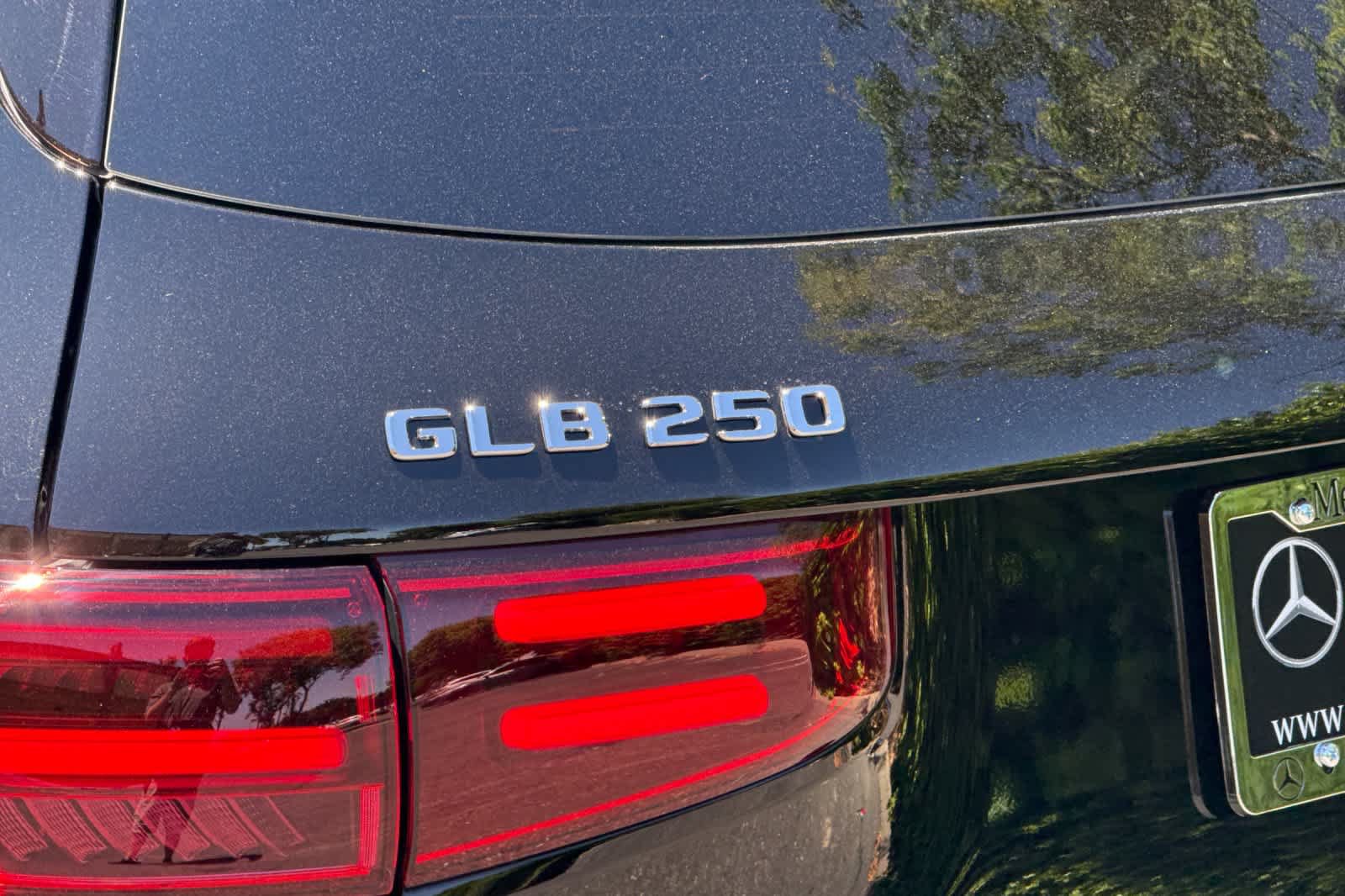New 2026 Mercedes-Benz GLB 250 image 25