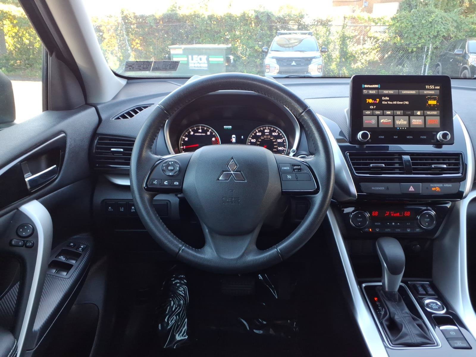 Used 2023 Mitsubishi Eclipse Cross SE AWD/4WD image 11
