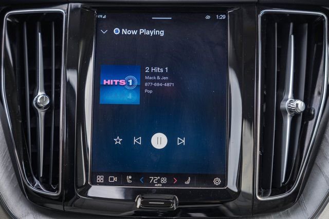 Used 2023 Volvo XC60 B5 Plus w/ Climate Package image 23