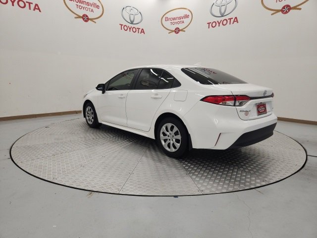 Used 2026 Toyota Corolla LE image 6