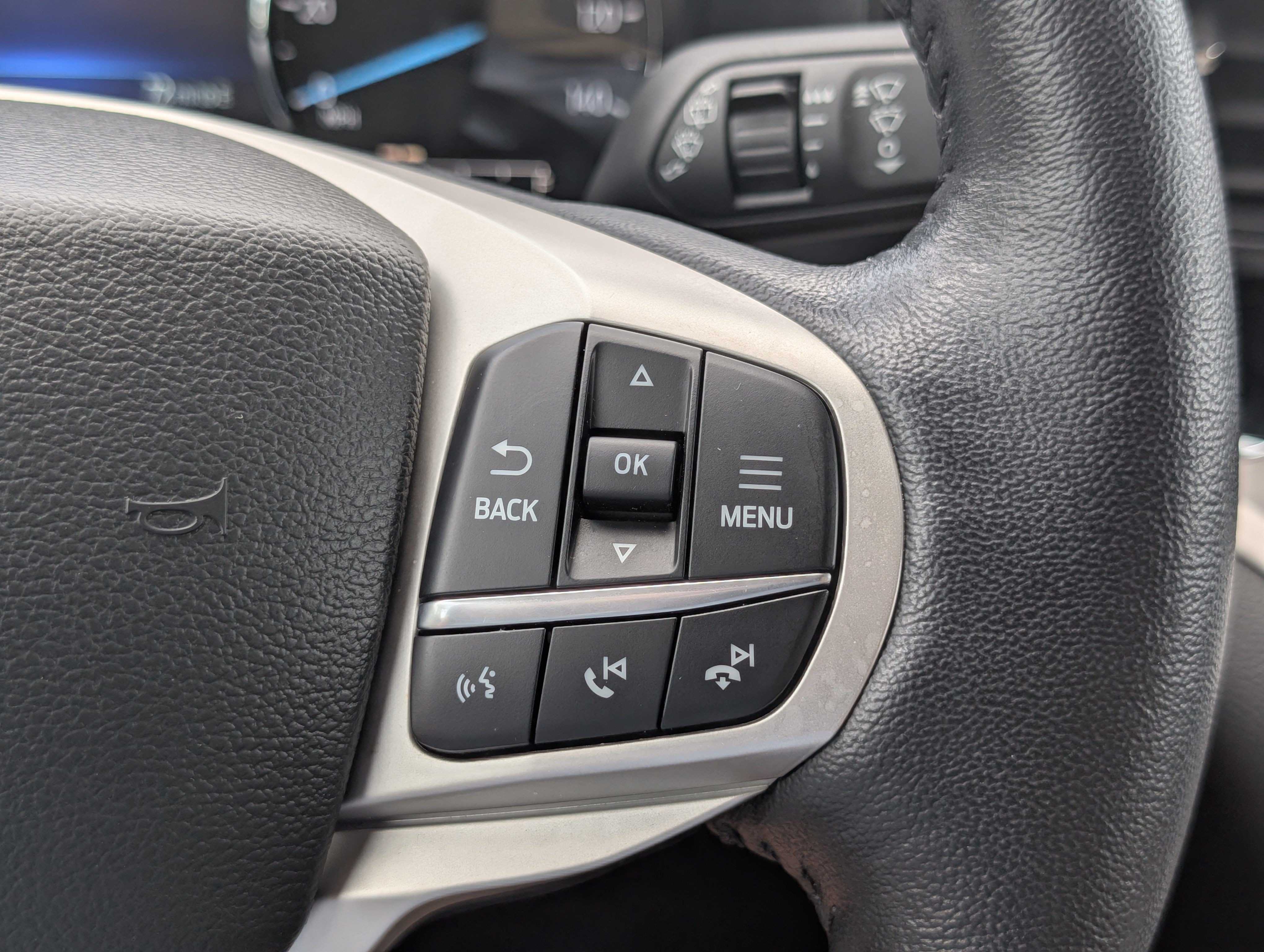 Certified 2023 Ford Explorer XLT AWD/4WD image 25