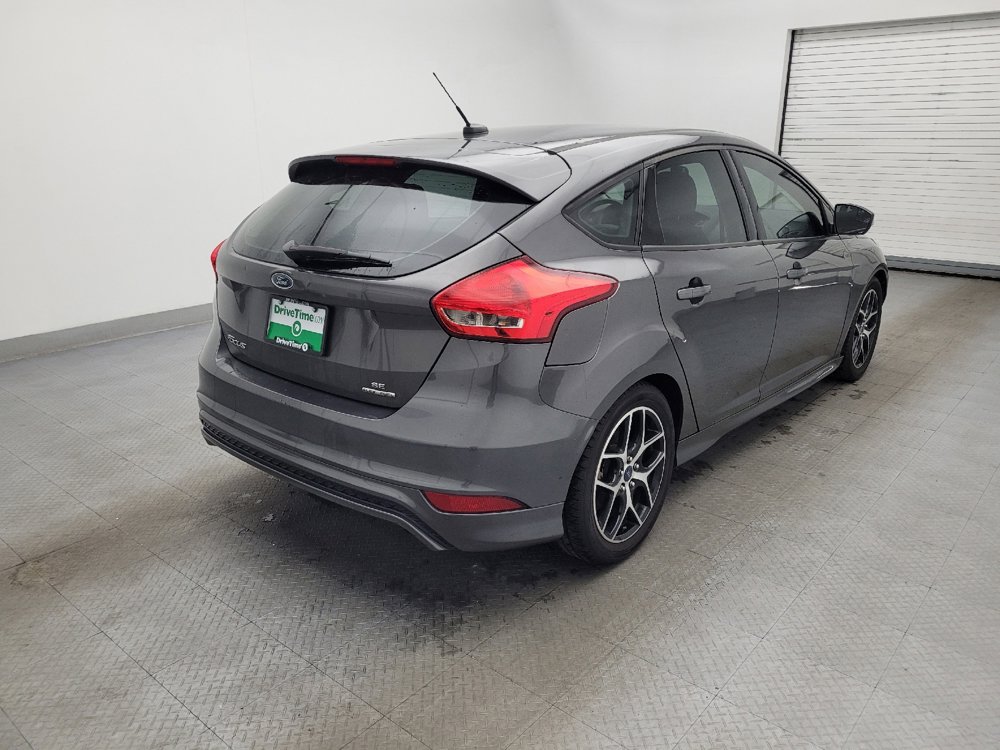 Used 2015 Ford Focus SE w/ SE Sport Package image 9